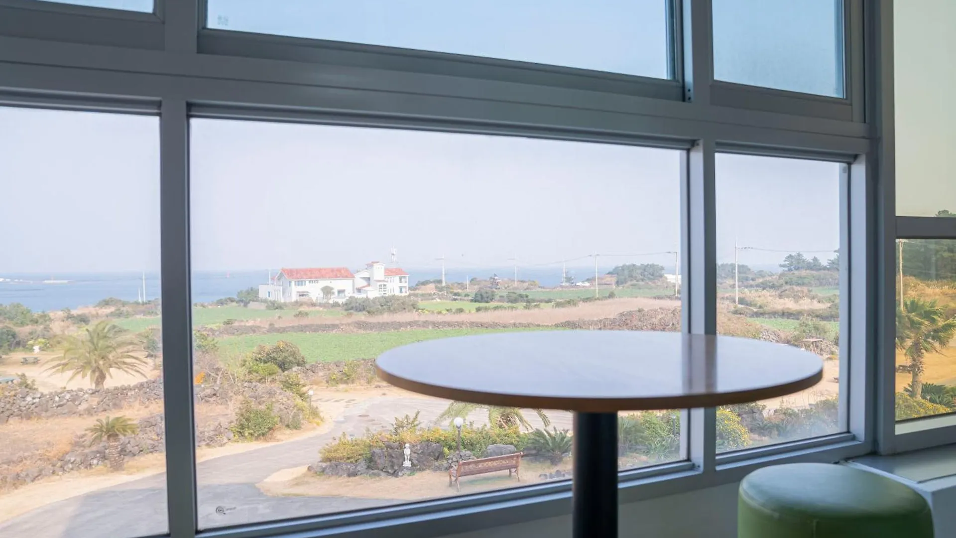 Jeju Amor House Oceanview Oreum 4*,  South Korea