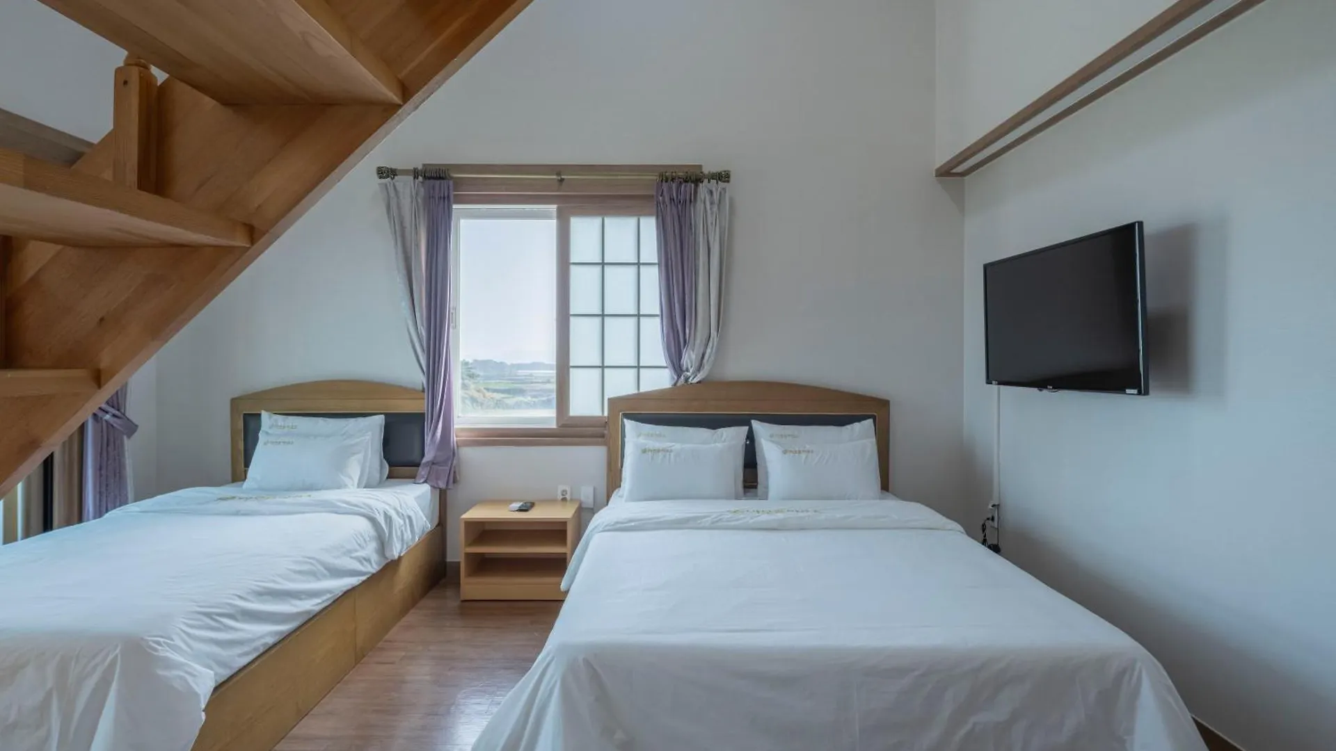 Guest house Jeju Amor House Oceanview Oreum
