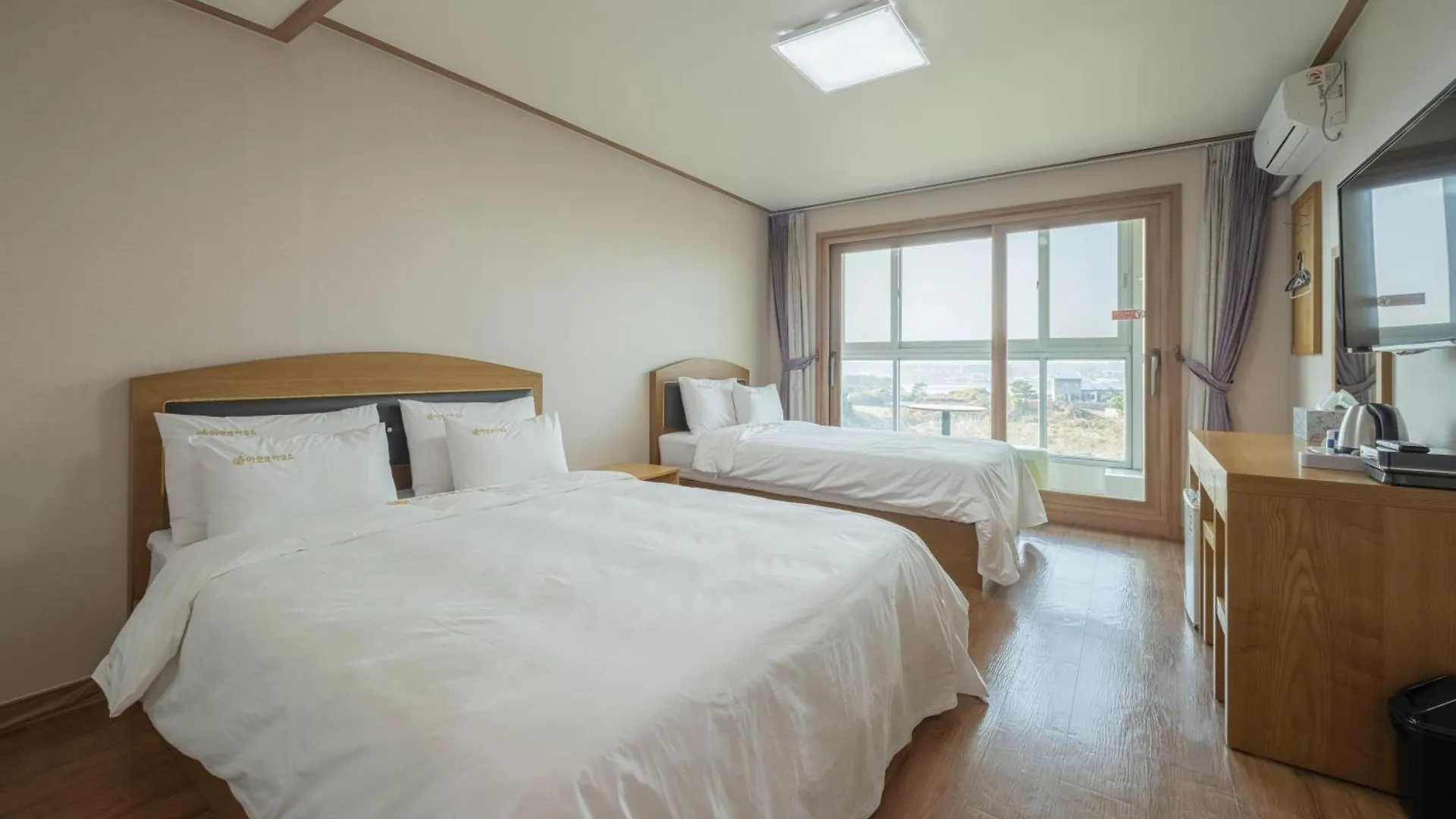 Guest house Jeju Amor House Oceanview Oreum