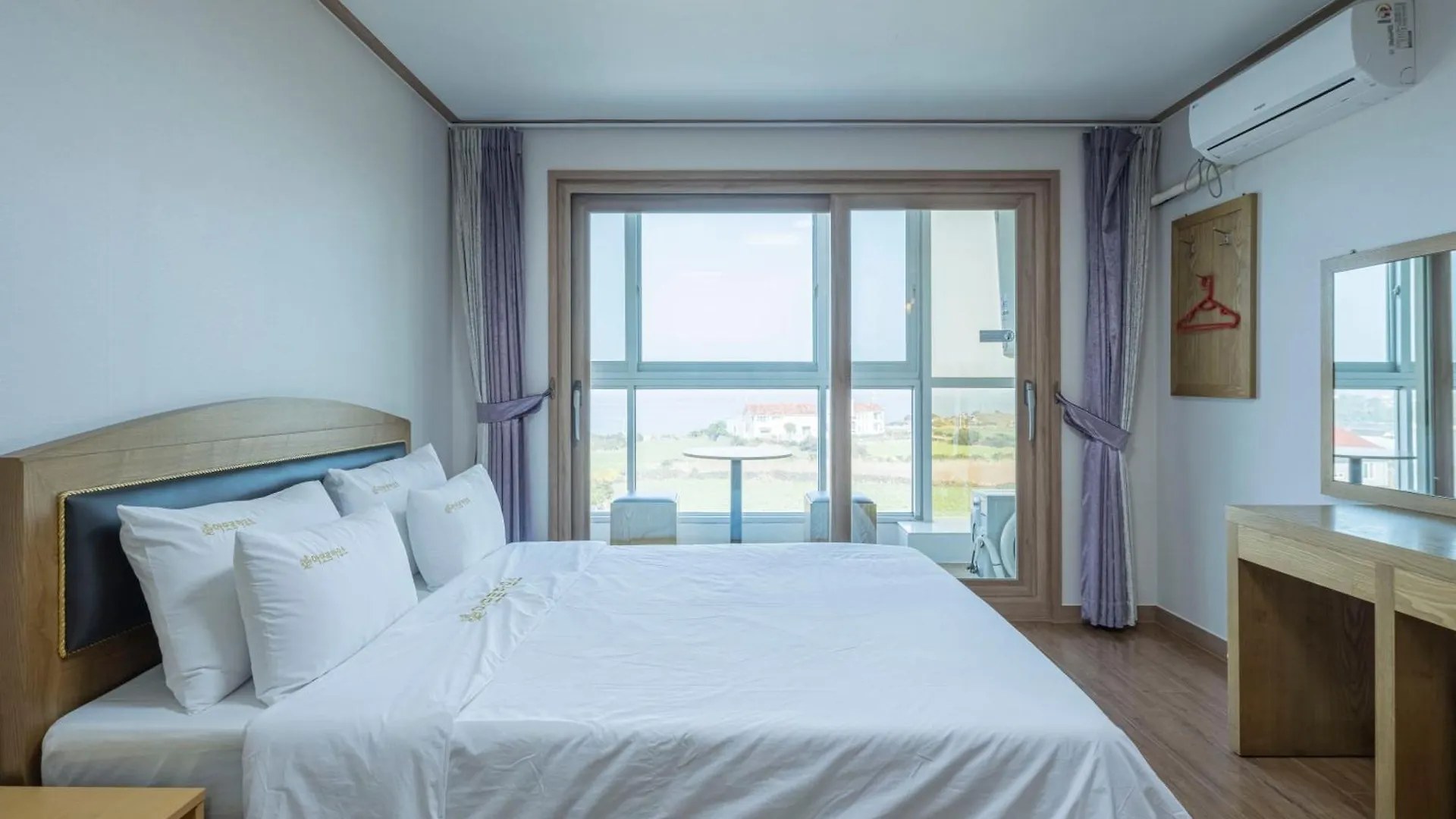 Jeju Amor House Oceanview Oreum South Korea