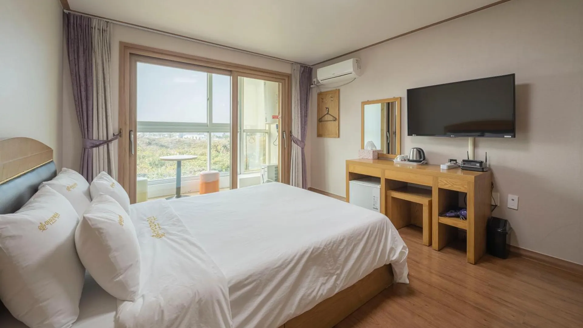 Guest house Jeju Amor House Oceanview Oreum